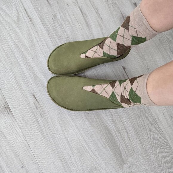 Loints Of Holland Shoes - Loints of Holland | minimalist olive green leather slip-on flats shoes | WMS 7